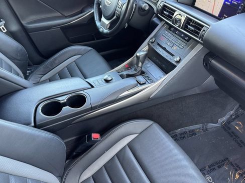 Used 2020 Lexus IS 300 F Sport w/ Blackline Edition RWD image 16