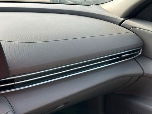 Used 2023 Hyundai Elantra SEL w/ Cargo Package image 28