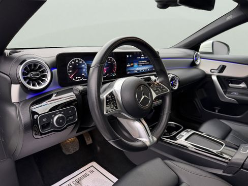Used 2025 Mercedes-Benz CLA 250 4MATIC image 22