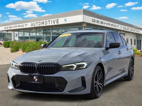 Used 2024 BMW 330i 330i w/ M Sport Package image 3