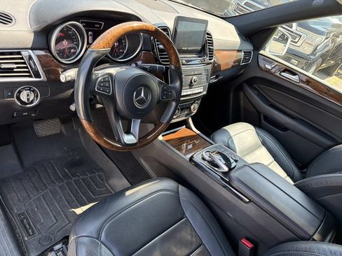 Used 2017 Mercedes-Benz GLS 450 4MATIC image 18