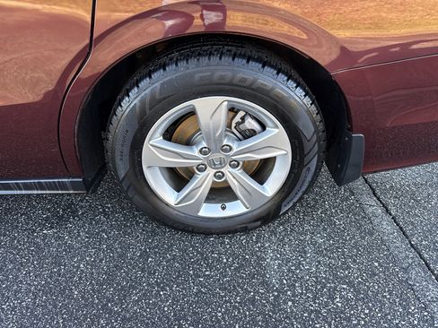 Used 2018 Honda Odyssey EX-L image 13