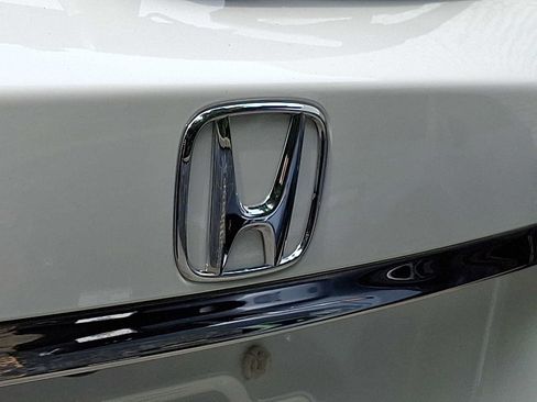Used 2019 Honda HR-V Touring image 29