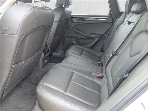 Used 2017 Porsche Macan S image 19