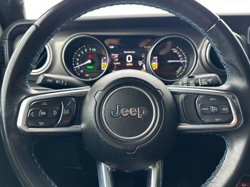 Used 2021 Jeep Wrangler Unlimited Rubicon 4xe image 24