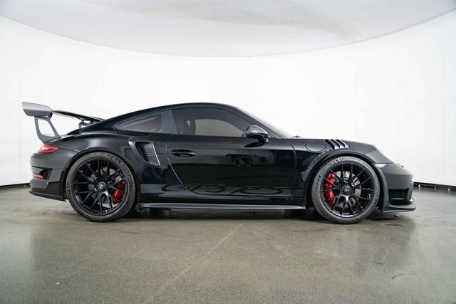 Used 2019 Porsche 911 GT3 RS w/ Weissach Package RWD image 9