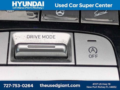 Certified 2024 Hyundai Tucson Limited FWD image 32