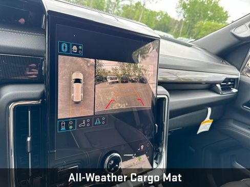 New 2026 GMC Yukon Elevation w/ LPO, Floor Liner Package AWD/4WD image 23