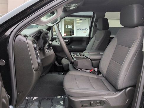 Used 2025 Chevrolet Silverado 2500 Custom w/ Custom Convenience Package image 19