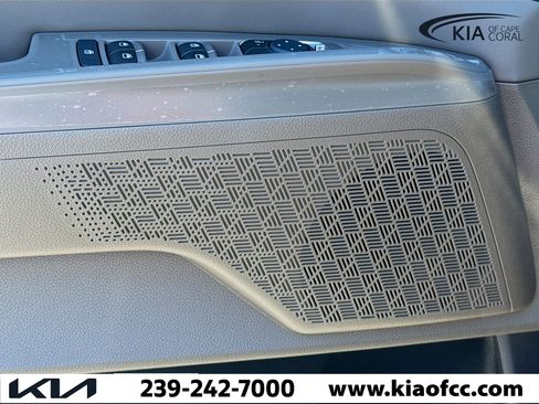 New 2026 Kia Carnival image 23
