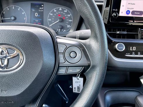 Used 2024 Toyota Corolla LE image 24