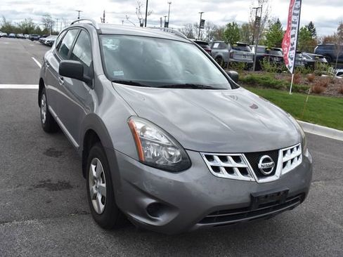 Used 2015 Nissan Rogue S w/ Convenience Package AWD/4WD image 9