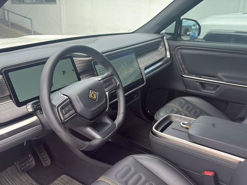 Used 2026 Rivian R1S Adventure AWD/4WD image 14