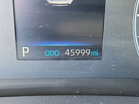 Used 2023 Toyota Corolla LE image 22