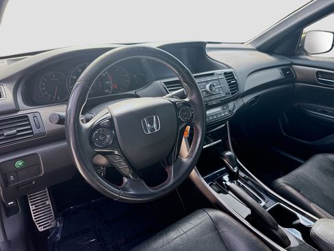 Used 2017 Honda Accord Sport Special Edition image 9