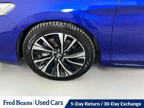 Used 2017 Honda Accord EX-L image 29