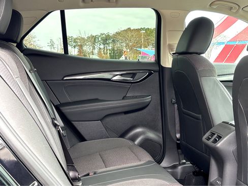 Used 2022 Buick Envision Preferred image 9