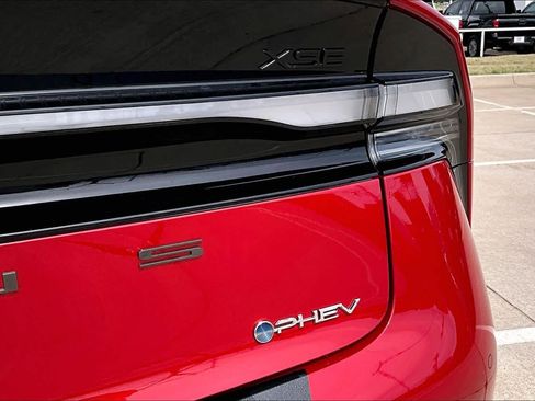 New 2026 Toyota Prius Plug-In Hybrid image 15