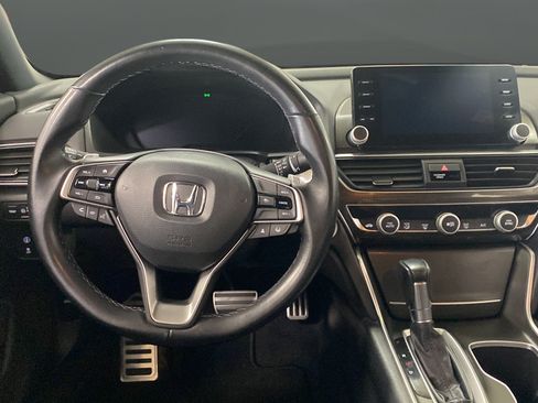 Used 2022 Honda Accord Sport image 11
