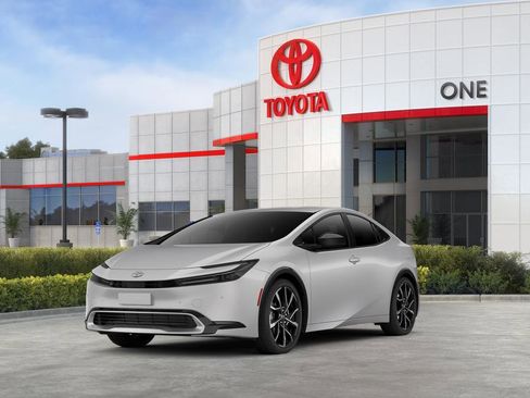 New 2026 Toyota Prius Plug-In Hybrid FWD image 32