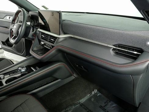 Used 2025 Ford Explorer ST-Line w/ Premium Package RWD image 23