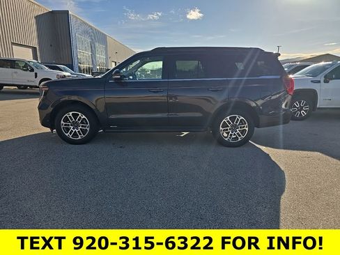 Used 2025 Ford Expedition Active image 3