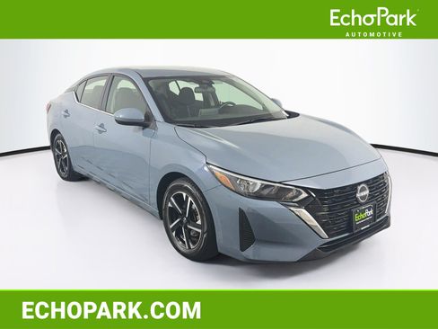 Used 2025 Nissan Sentra SV FWD image 1