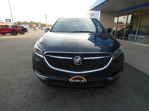Used 2018 Buick Enclave Avenir w/ Avenir Technology Package image 5