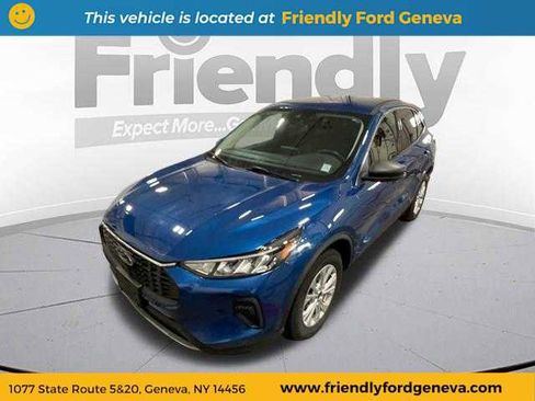 Used 2023 Ford Escape Active image 1