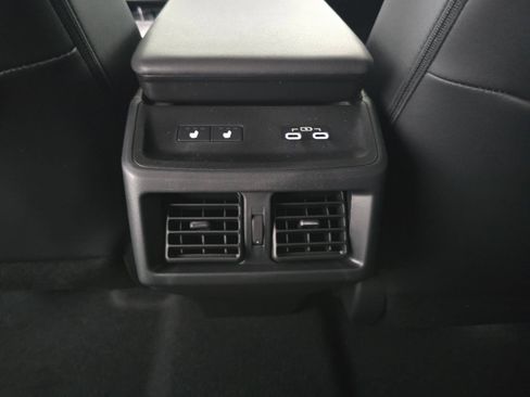 New 2026 Subaru Solterra AWD/4WD image 22