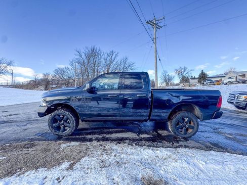 Used 2016 RAM 1500 Express w/ Black Ram 1500 Express Group image 6