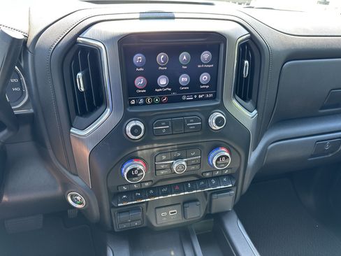 Used 2021 GMC Sierra 1500 Denali w/ Denali Ultimate Package AWD/4WD image 22