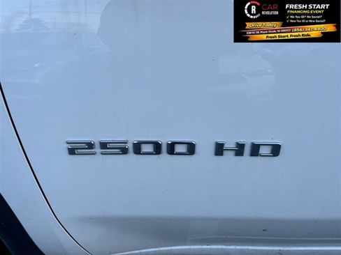 Used 2024 Chevrolet Silverado 2500 LT image 13