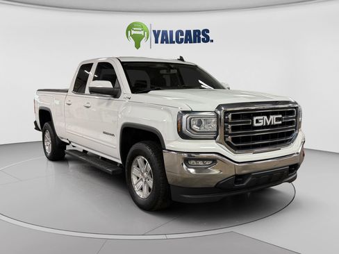 Used 2018 GMC Sierra 1500 SLE w/ SLE Value Package AWD/4WD image 7