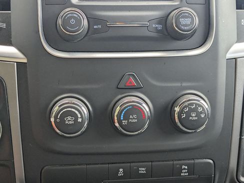 Used 2024 RAM 1500 Warlock RWD image 19