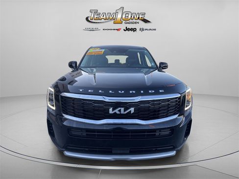 Used 2022 Kia Telluride LX image 4