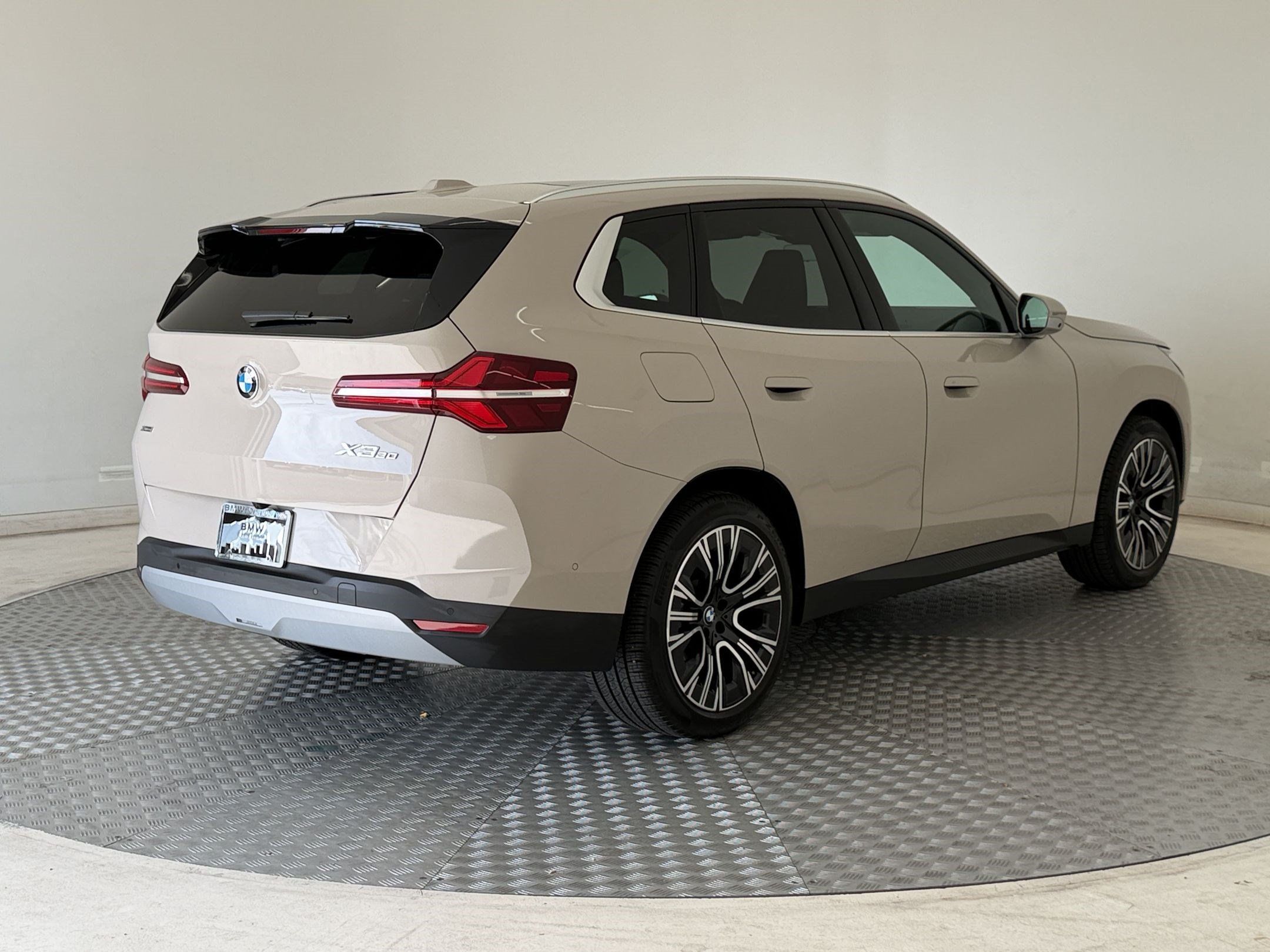 Used 2026 BMW X3 xDrive30i AWD/4WD image 9