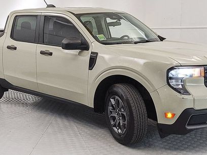Certified 2025 Ford Maverick XLT w/ Equipment Group 302A
