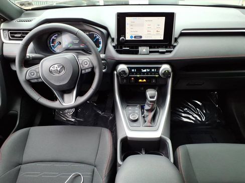 Certified 2025 Toyota RAV4 SE image 11