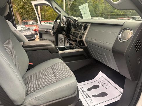 Used 2016 Ford F250 XLT w/ XLT Value Package image 8