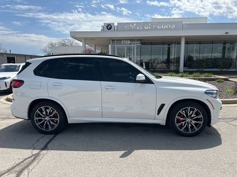 Used 2023 BMW X5 xDrive40i w/ M Sport Package image 3