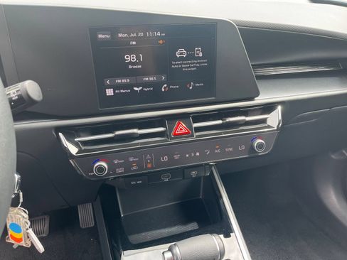 Used 2026 Kia Niro LX FWD image 17