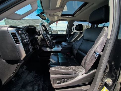 Used 2019 Chevrolet Silverado 2500 LTZ w/ LTZ Plus Package AWD/4WD image 3