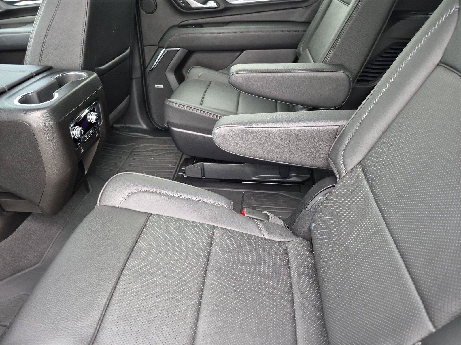Used 2024 GMC Yukon Denali AWD/4WD image 29