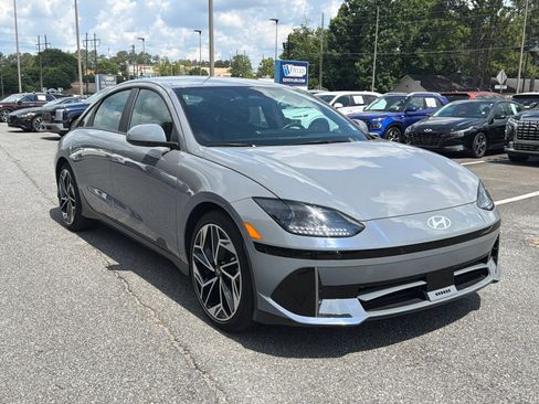 Used 2024 Hyundai Ioniq 6 SEL RWD image 5