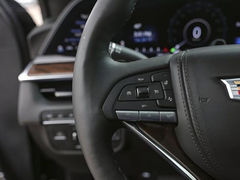 Used 2023 Cadillac Escalade Premium Luxury Platinum image 12