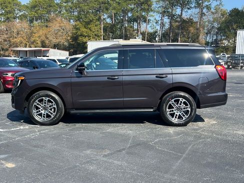 New 2026 Ford Expedition Active image 2