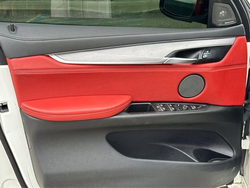 Used 2019 BMW X6 xDrive35i w/ M Sport Package image 15