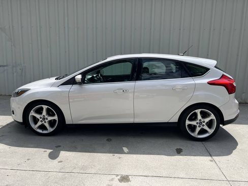 Used 2013 Ford Focus Titanium w/ Titanium Handling Pkg FWD image 6