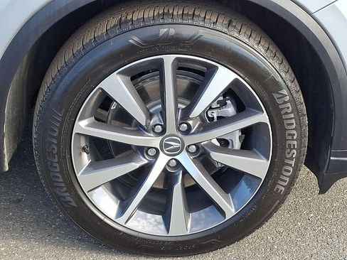 Certified 2026 Acura MDX SH-AWD w/ Technology Package image 8